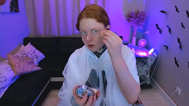 Cassie xKiss online show from October 25, 8:26 pm