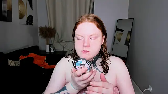 Cassie xKiss online show from April 15, 6:03 am