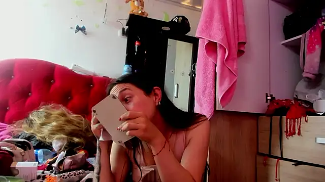 Sweet-Suck69 online show from December 19, 4:43 pm