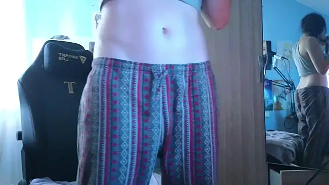 MemiKouki online show from September 14, 5:00 pm