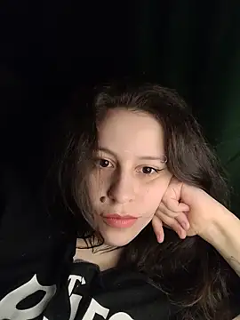 dojamelie  online show from May 17, 4:55 am