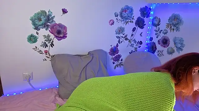 Lottalikes online show from November 20, 8:32 pm