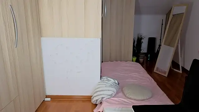 Lottalikes online show from November 13, 3:44 pm