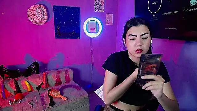 IsisRouse online show from October 4, 3:12 am