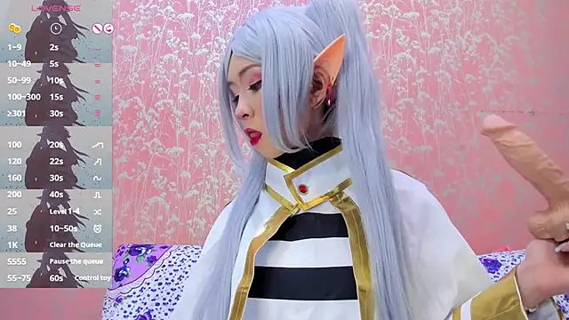 NEZUKO MITSURI online show from February 3, 2:10 am