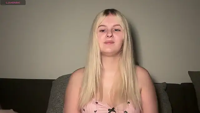 Allylove03 online show from October 14, 6:32 pm