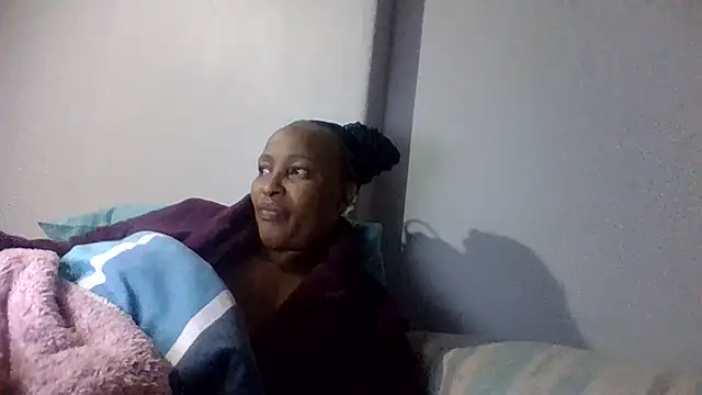 BabeAssXX online show from October 24, 7:43 pm