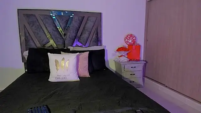 Deborah Colins online show from October 17, 12:58 am