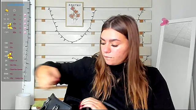 Josephine Kiss online show from October 6, 12:11 pm