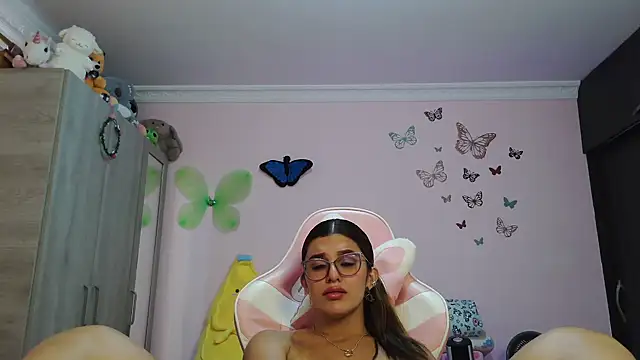 caroline jonson online show from March 1, 7:02 pm