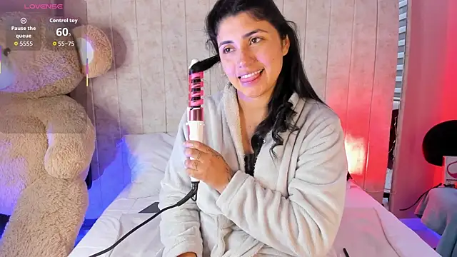 Danna 777  online show from September 16, 9:45 pm