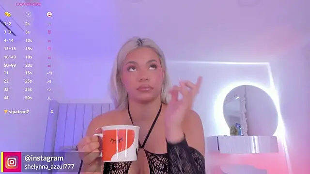 Shelynna azzul online show from September 18, 9:13 pm