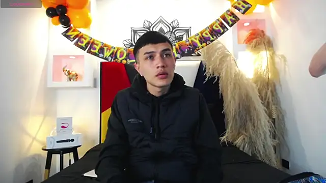 Tifanny Sweett online show from October 7, 3:11 am