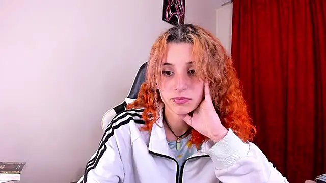 valentina 27 online show from September 17, 4:43 am