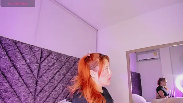 ALONDRAMILF online show from March 29, 1:59 am