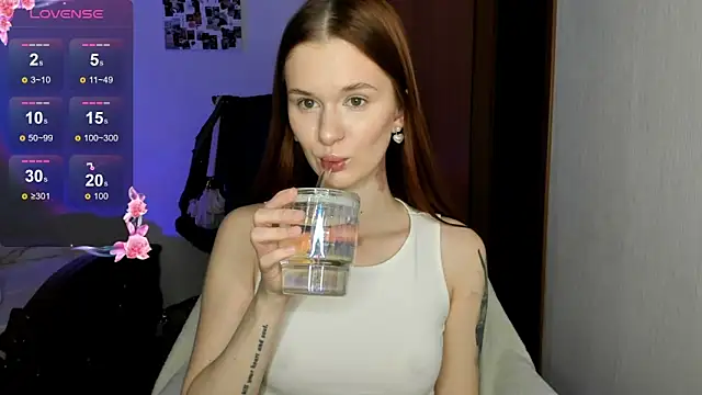 EmilySoul online show from October 10, 4:12 pm