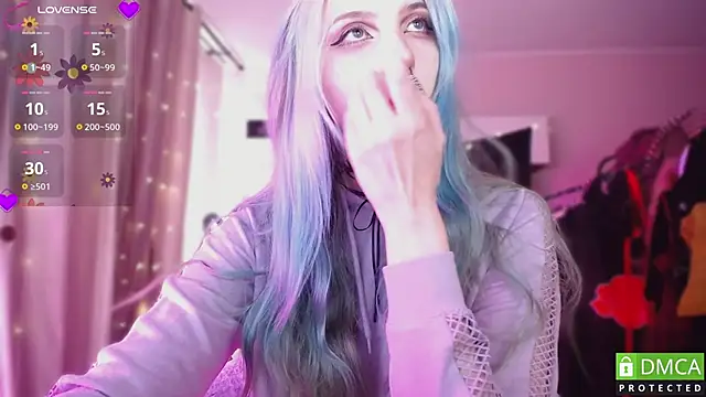 JustMeowGirl online show from April 17, 5:20 am