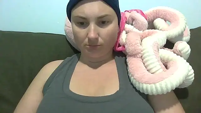 MilfyMrsRobinson online show from June 1, 8:54 pm