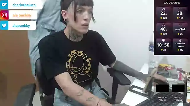 charlotbelucci  online show from October 16, 9:39 pm