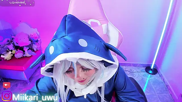 Ahri Elderwood online show from December 16, 4:18 am