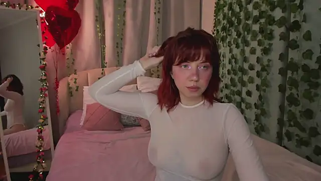 Love is Lola online show from February 20, 12:20 am