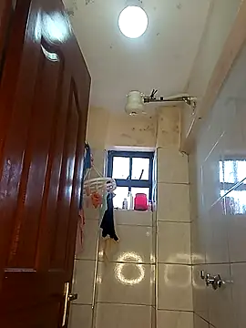 ebony Catalia online show from November 9, 10:11 am