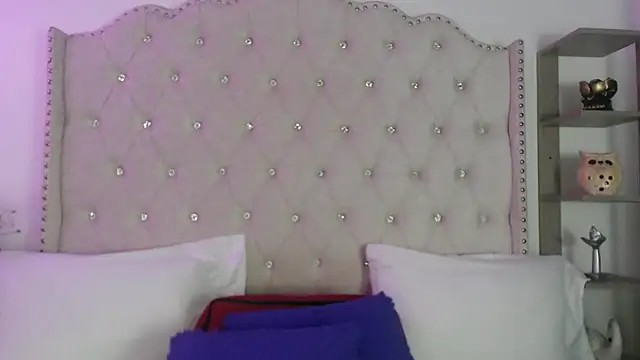 Abril Squirt online show from May 30, 5:49 am