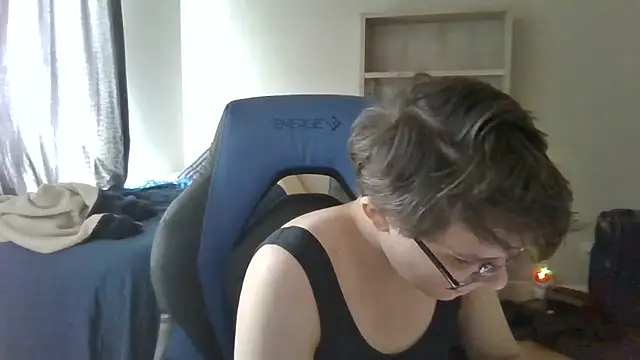 KaliSnow199623 online show from September 28, 9:09 pm