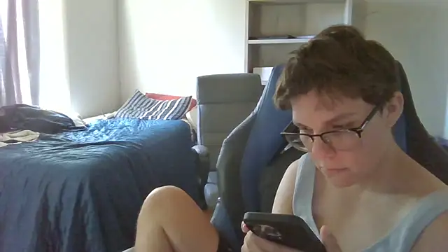 KaliSnow199623 online show from September 18, 12:09 am