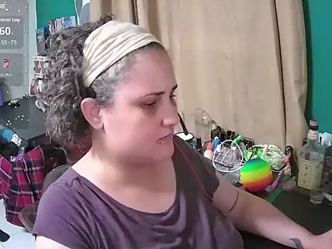 lolalicious 758 online show from June 18, 4:36 am