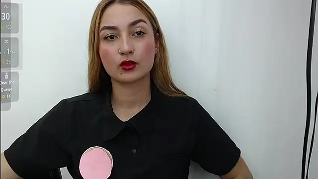 salome  lopez  online show from November 19, 4:07 pm