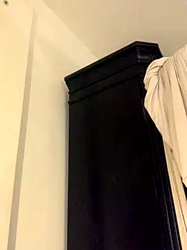 holyeroticss online show from October 22, 2:38 am