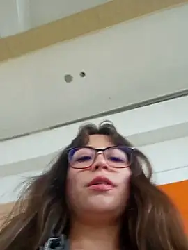 mmm-Virginia online show from March 26, 8:32 pm