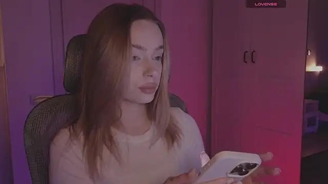  MayShy  online show from October 20, 4:21 pm