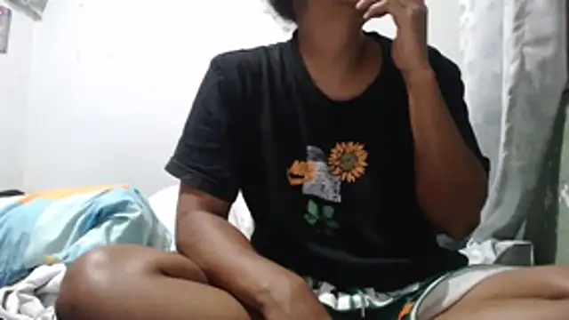 yohatinelly07 online show from January 17, 7:38 am