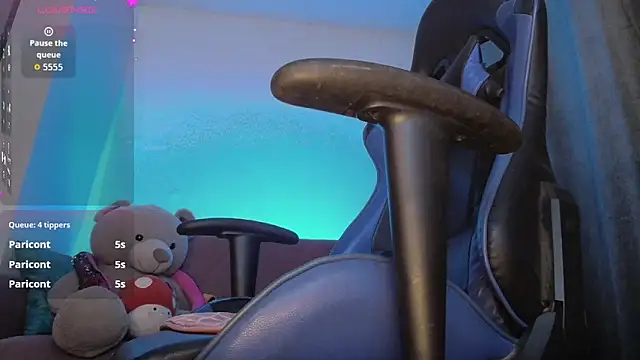 LauraHawkes online show from November 23, 6:05 am