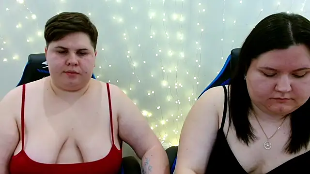 BeckyAndHellen online show from February 9, 5:26 pm
