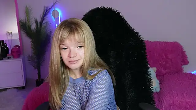 Eva Rosec online show from November 28, 10:40 am