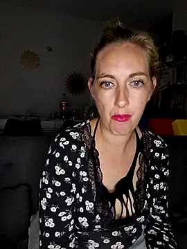 leplaisirdudesir online show from November 13, 9:14 pm