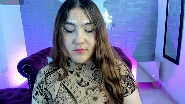 conniejames m online show from October 31, 1:15 pm