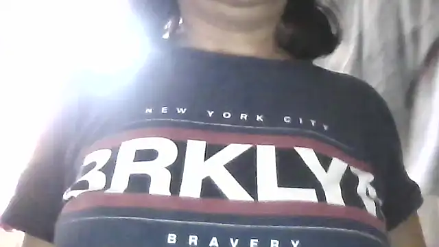 titssmall123 online show from July 25, 6:26 pm