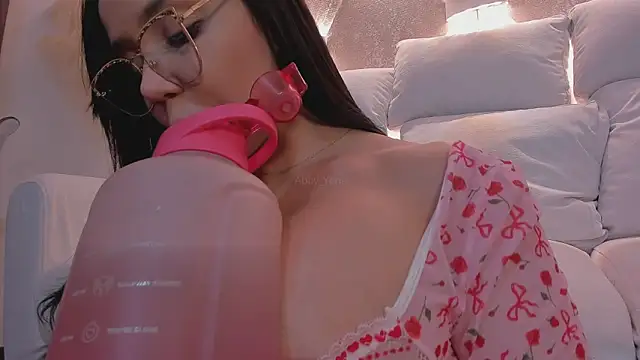 Abby Yons online show from September 16, 2:19 am