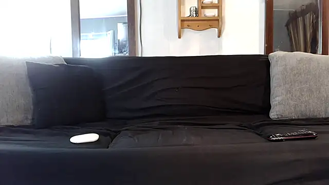 Genevieve143 online show from February 23, 8:19 pm