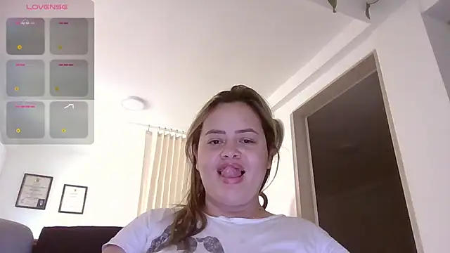 saramartinez1000 online show from September 16, 2:14 pm