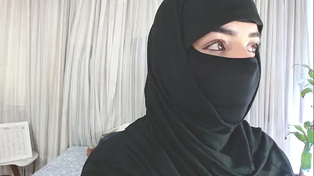 Uzra hayed online show from September 24, 7:46 pm