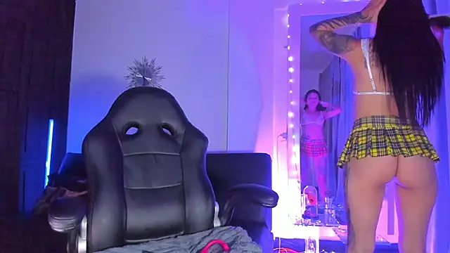 sam carsonx online show from February 13, 10:22 pm