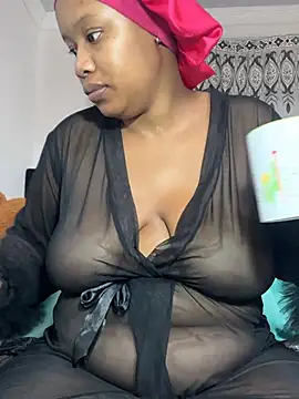 MimiCurves online show from April 22, 8:33 am