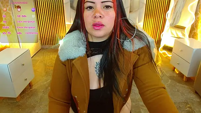 martinna tay online show from October 3, 3:33 am