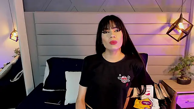 LadyLuminary online show from November 6, 7:53 pm