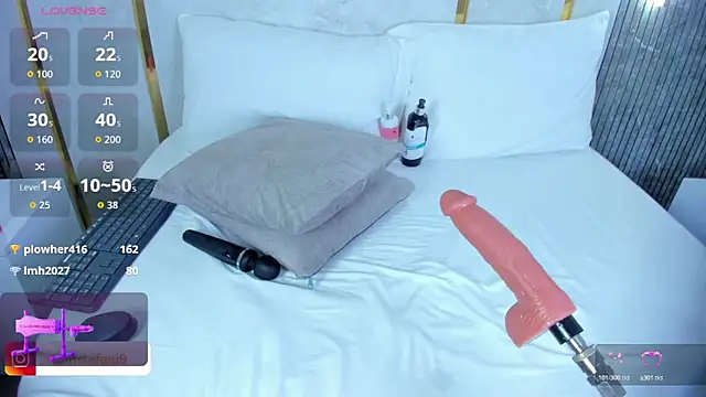 amor smith  online show from November 8, 4:06 am